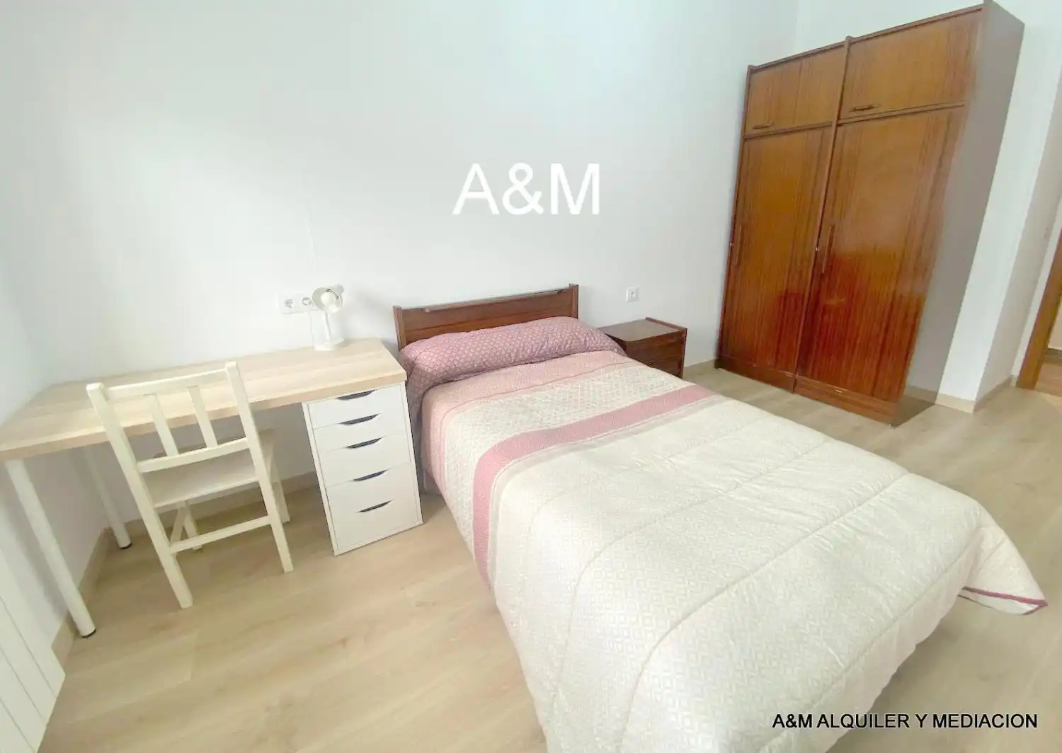 Bedroom of Flat for rent in Vitoria - Gasteiz  with Heating, Parquet flooring and Terrace