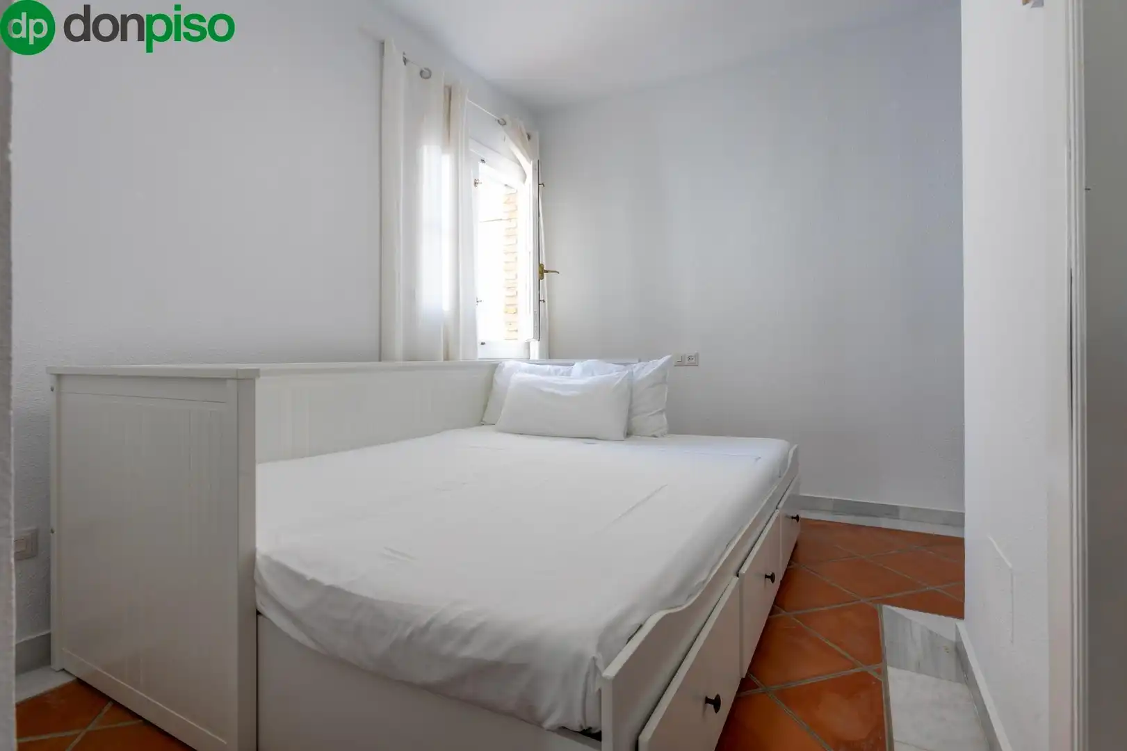 Bedroom of Houses for sale in Almuñécar  with Air Conditioner, Heating and Private garden