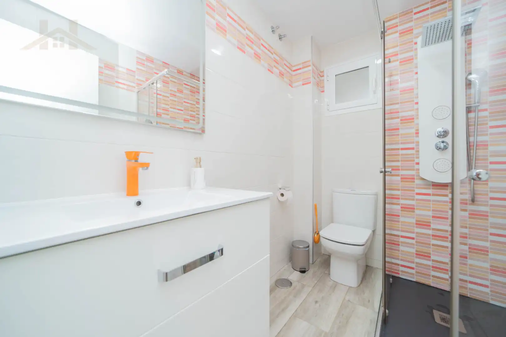 Baño de Piso en venta en Norte - Universidad