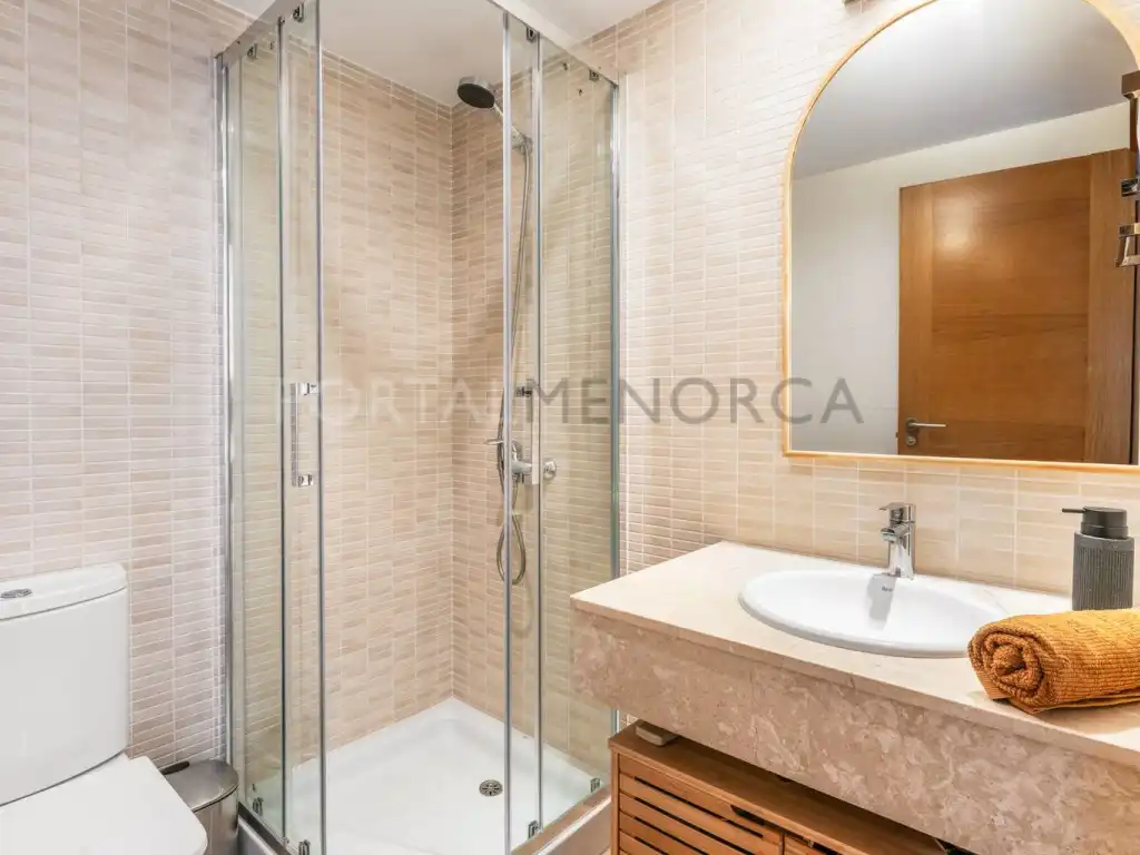 Baño de Piso en venta en Ciutadella de Menorca con Piscina