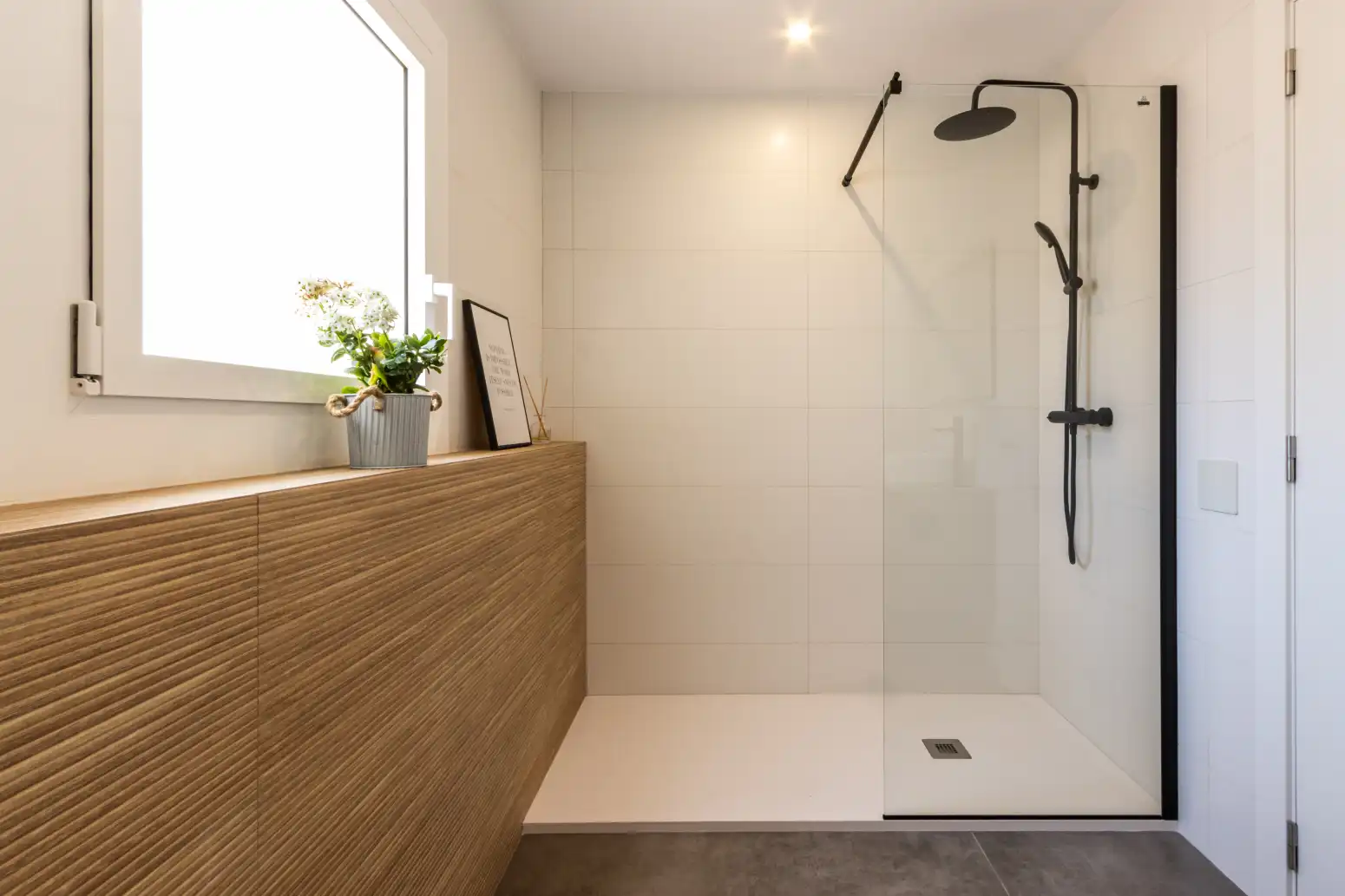 Badezimmer von Wohnung zum Verkauf in Terrassa mit Klimaanlage, Heizung und Parkett