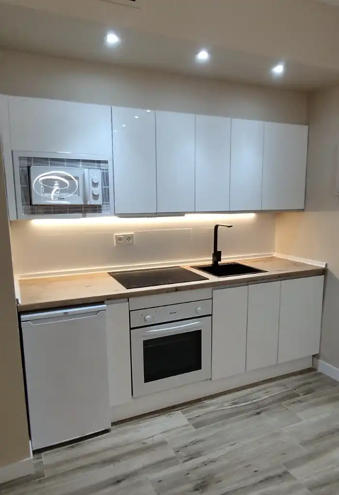 Küche von Wohnung zur Miete in Marbella mit Klimaanlage, Heizung und Terrasse