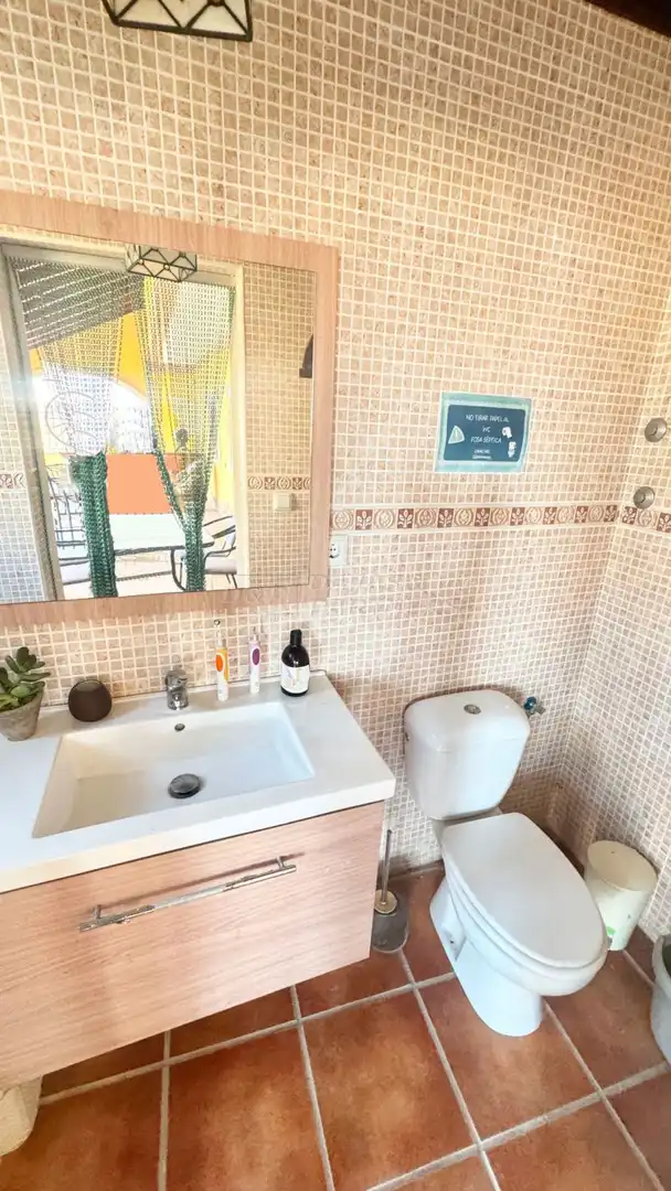 Bany de Finca rústica en venda en Orihuela amb Jardí privat, Terrassa i Piscina