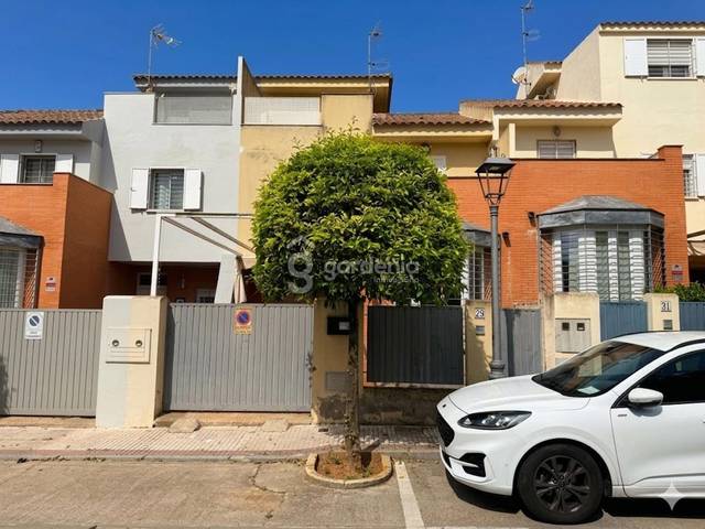 Casa adosada en Venta en Alcalde Francisco Carrero en Castilleja de la Cuesta