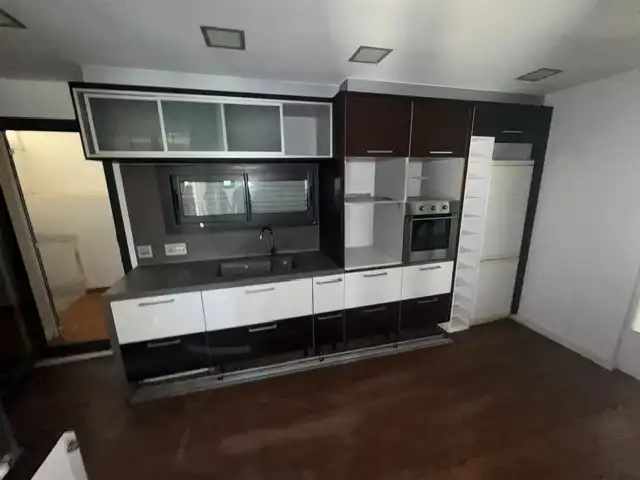 Cuina de Casa o xalet en venda en Pineda de Mar amb Calefacció, Jardí privat i Parquet