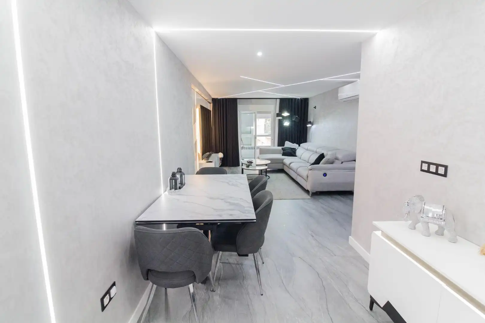 Living room of Flat for rent in Orihuela  with Air Conditioner, Terrace and Balcony