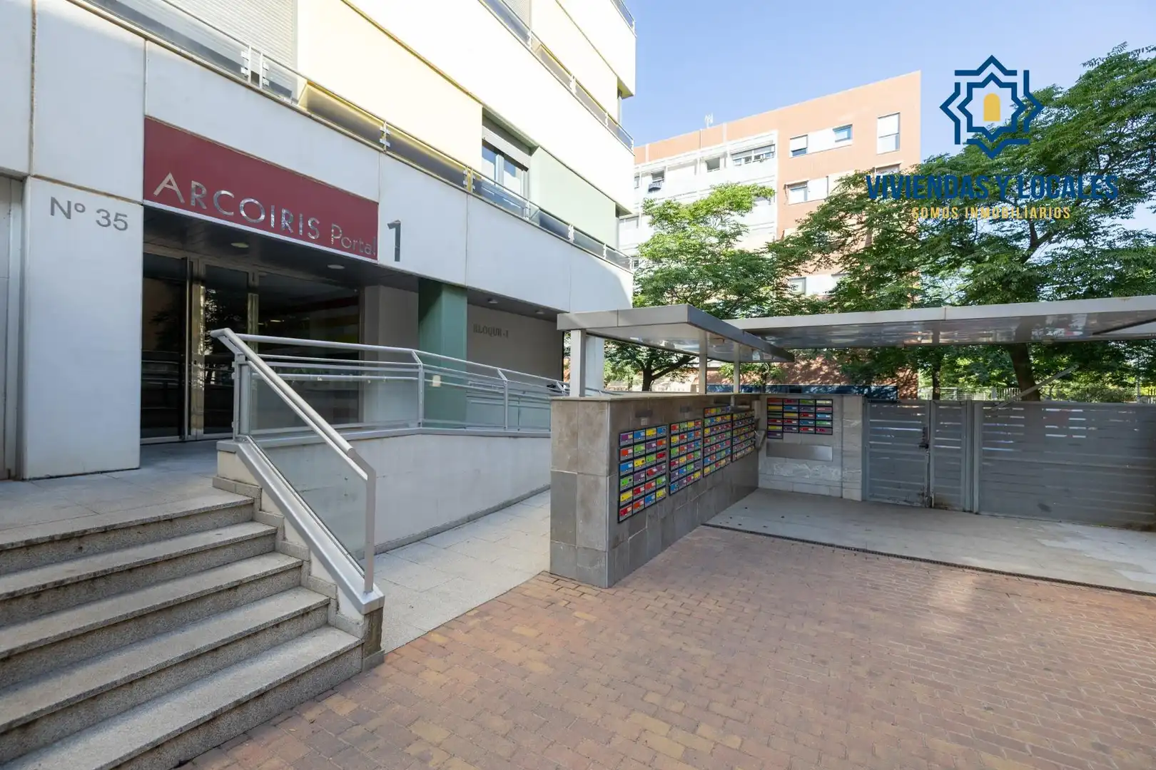 Exterior view of Ground floor for sale in Granada  with Air Conditioner, Heating and Private garden