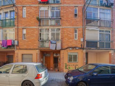 Flat with lift for sale in C/ Garrotxa, Nº 50