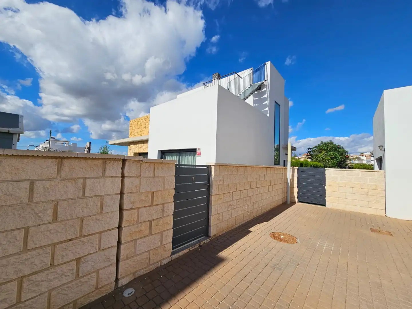 Vista exterior de Casa o chalet en venta en Rojales con Aire acondicionado, Jardín privado y Terraza