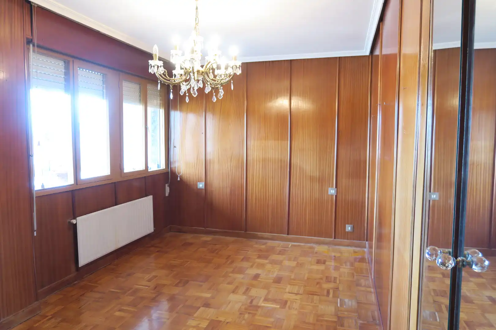 Dormitori de Pis en venda en Avilés amb Calefacció, Parquet i Terrassa