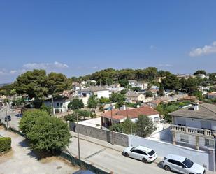 Vista exterior de Apartament en venda en Bellvei amb Terrassa
