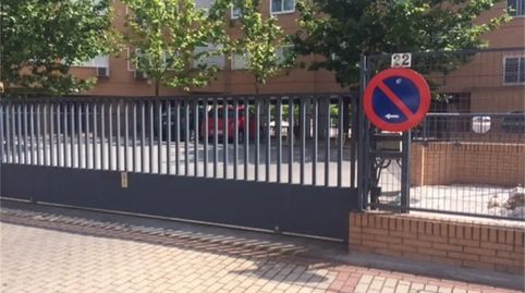 Photo 2 of Garage for rent in Calle Móstoles, 22, Valdepelayo - Montepinos - Arroyo Culebro, Leganés
