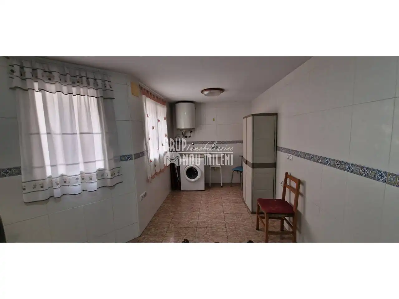 Piso en venta en Burjassot con Amueblado y Balcón