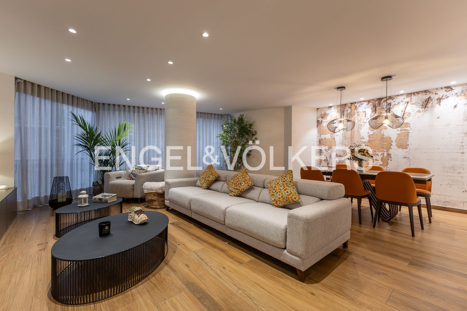 Sala d'estar de Apartament de lloguer en Dénia amb Aire condicionat, Calefacció i Parquet