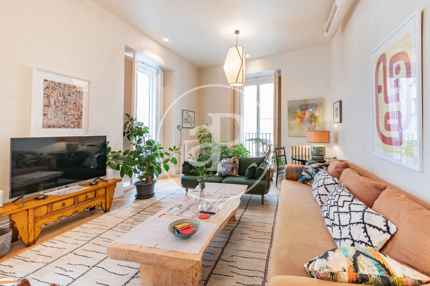 Sala de estar de Piso en venta en  Madrid Capital con Calefacción y Amueblado