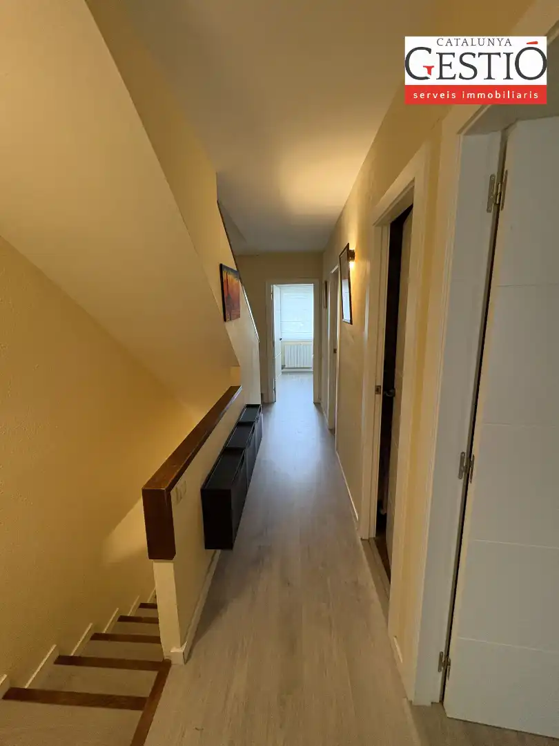 Einfamilien-Reihenhaus zum Verkauf in Corbera de Llobregat mit Heizung, Privatgarten und Terrasse