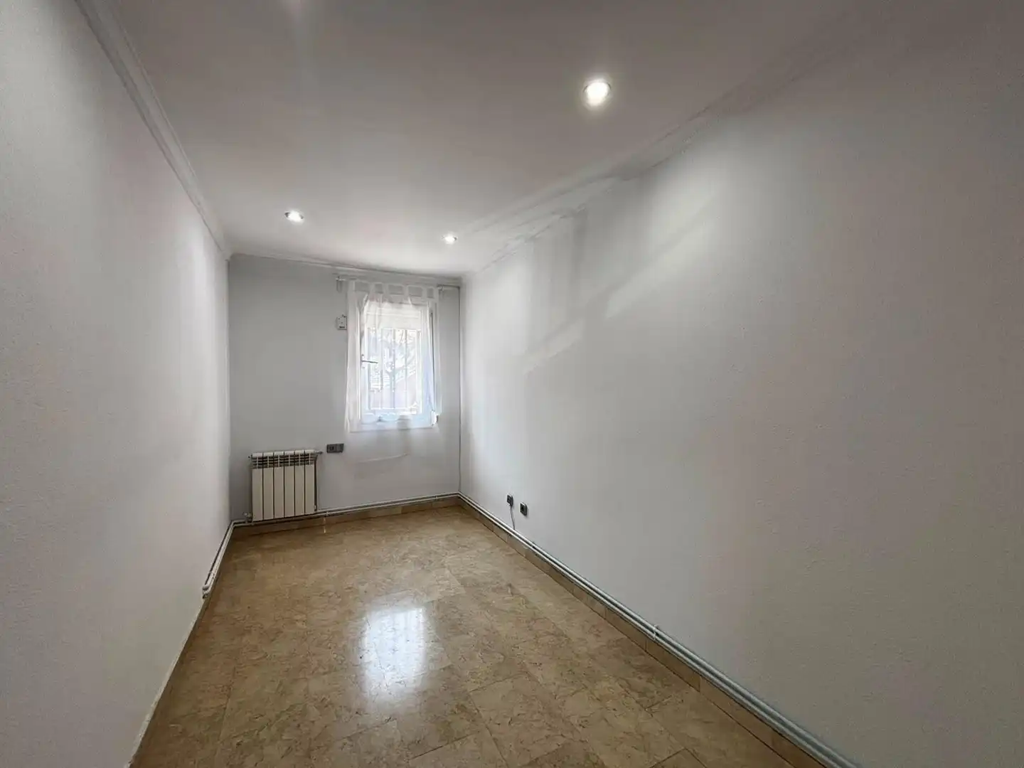 Piso en venta en Sabadell con Calefacción