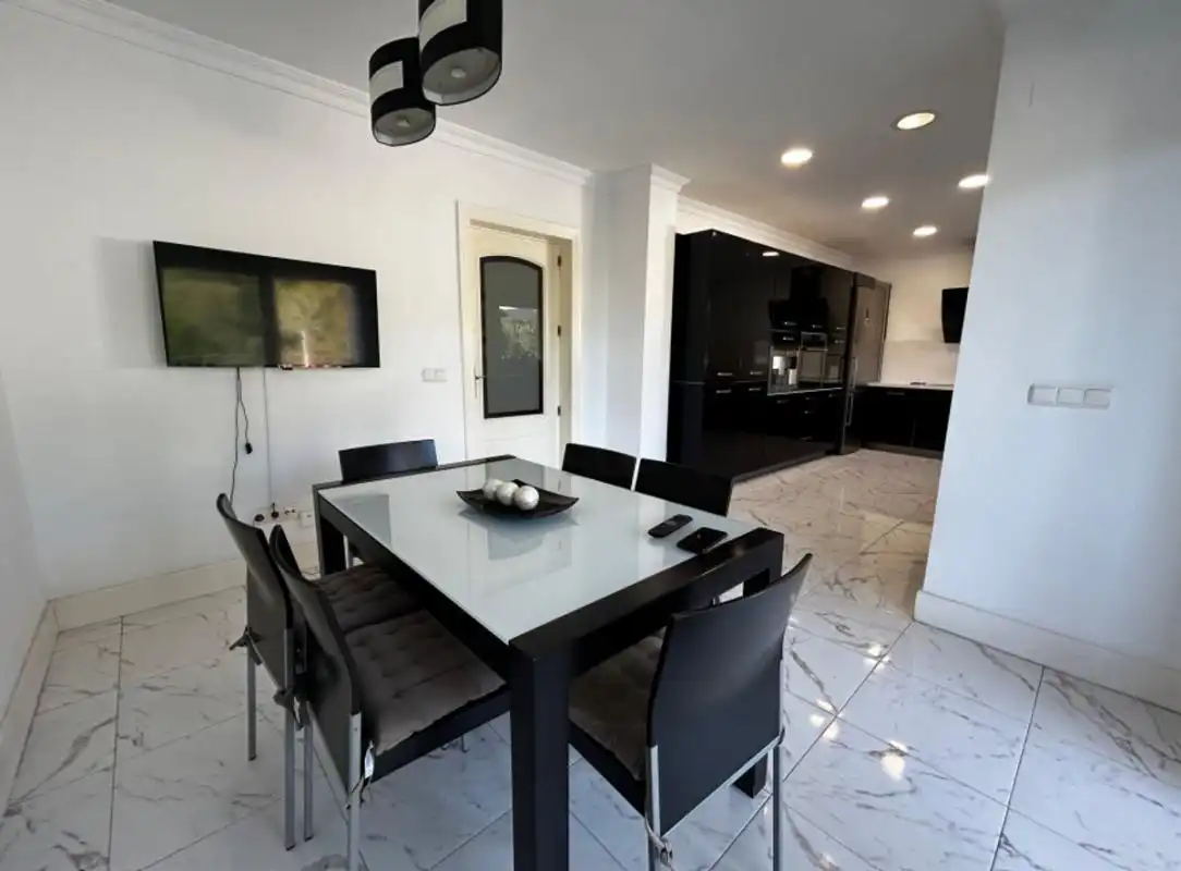 House with terrace for sale in Calle Maestro Segovia, imagen 9