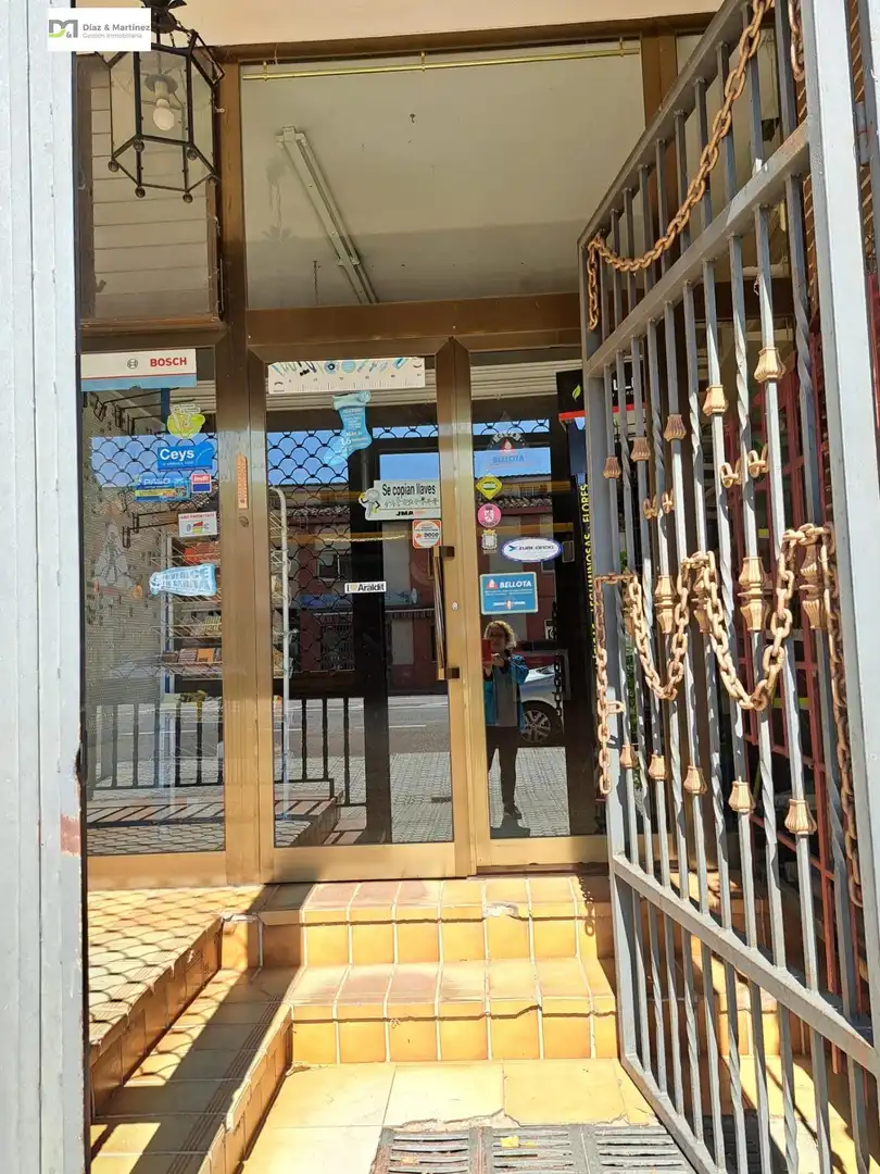 Local comercial de lloguer a Villaturiel, imagen 7