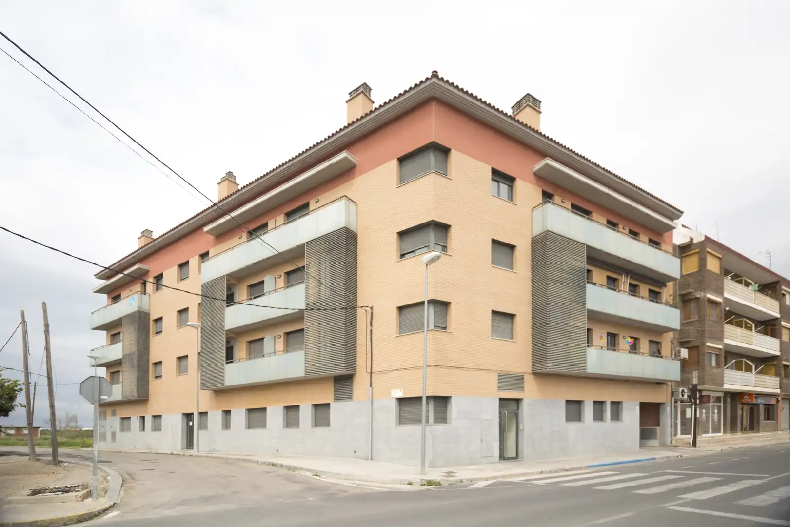 Parcheggio con ascensore in vendita a Av Robert Graupera