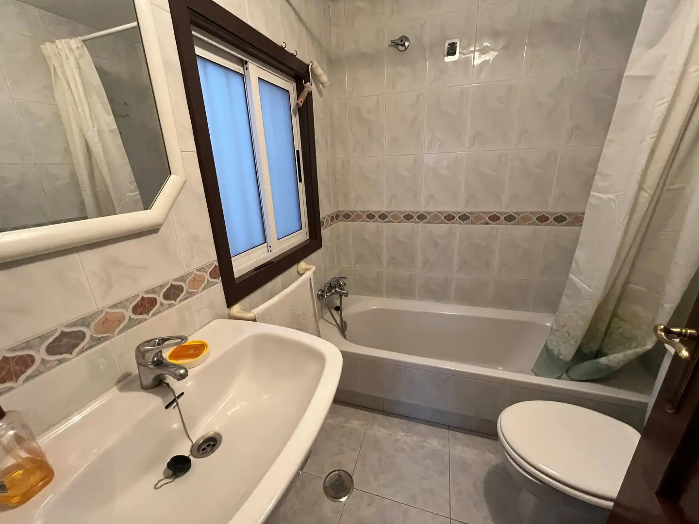 Baño de Ático de alquiler en Santiago de Compostela  con Amueblado