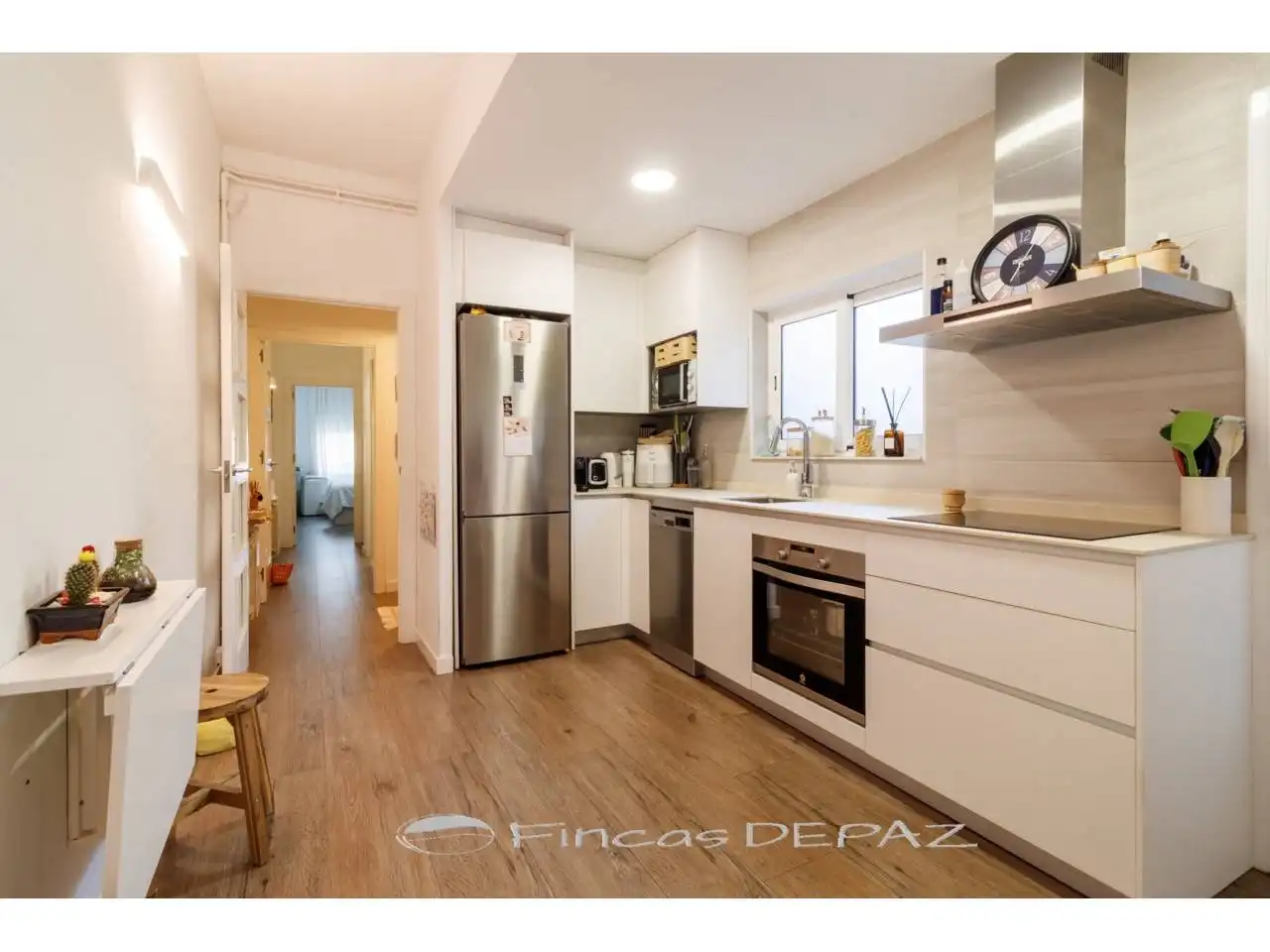 Cocina de Piso en venta en L'Hospitalet de Llobregat con Aire acondicionado, Calefacción y Parquet