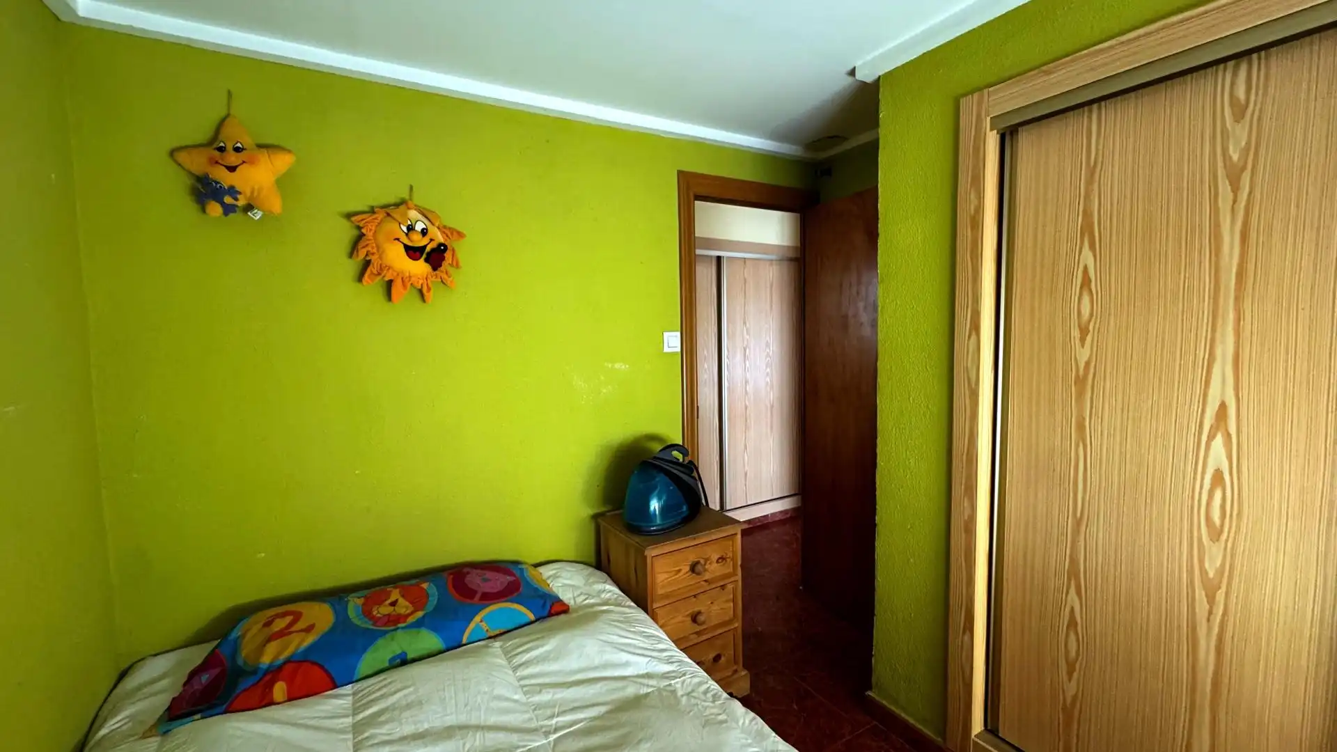 Bedroom of Flat for sale in Elda  with Air Conditioner, Heating and Balcony