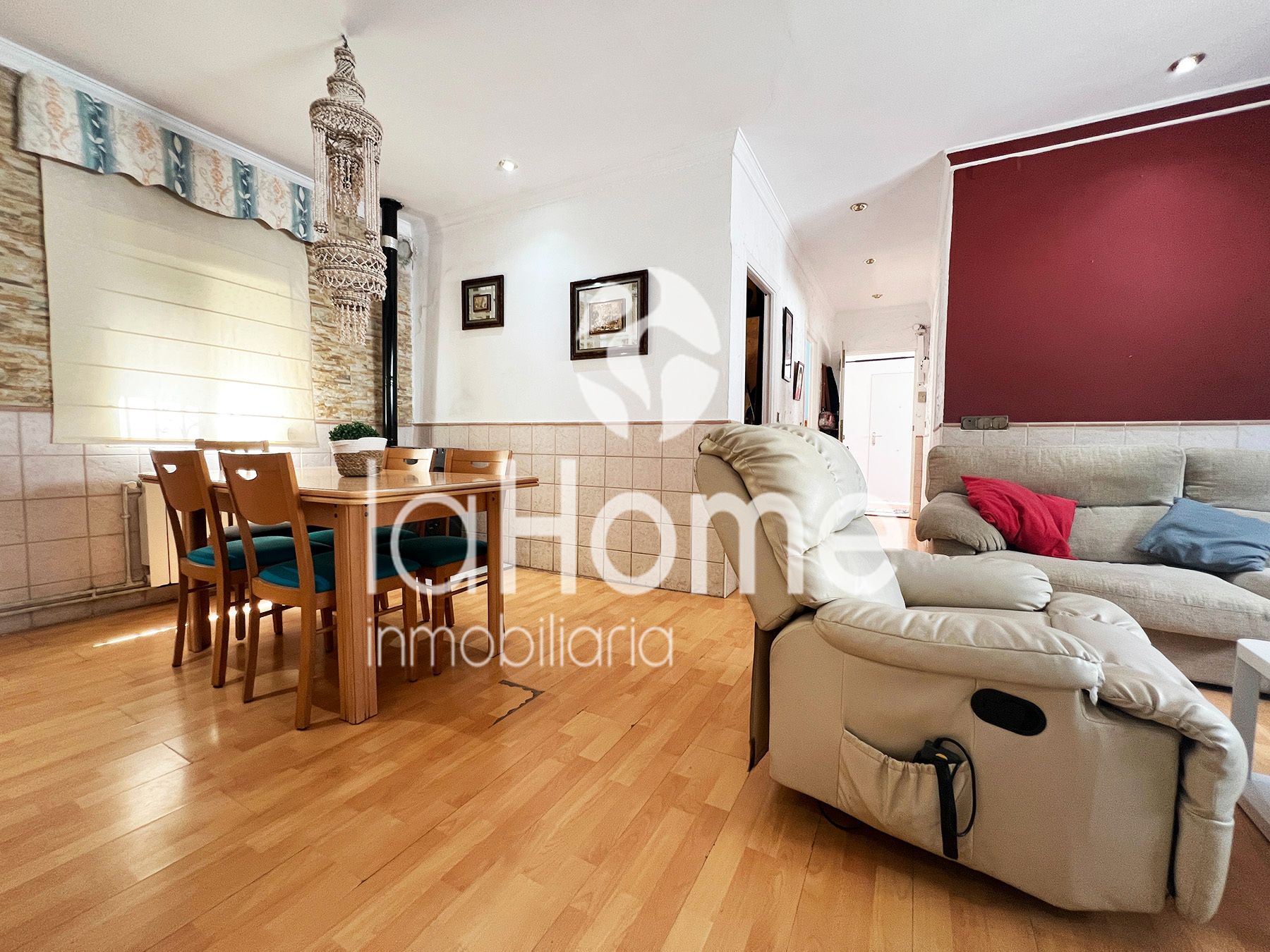 Living room of House or chalet for sale in Paterna  with Air Conditioner, Parquet flooring and Terrace
