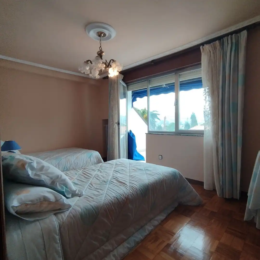 Dormitori de Casa o xalet en venda en Villaviciosa amb Calefacció, Terrassa i Traster