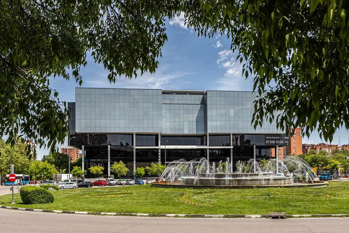 Vista exterior de Residencial en venda en Madrid