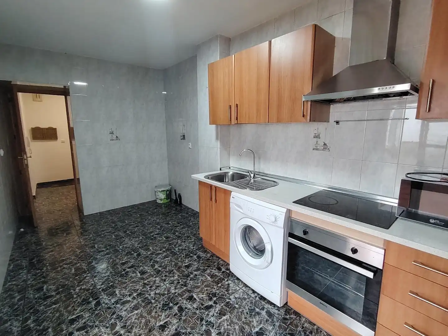 Cocina de Piso de alquiler en Armilla con Balcón
