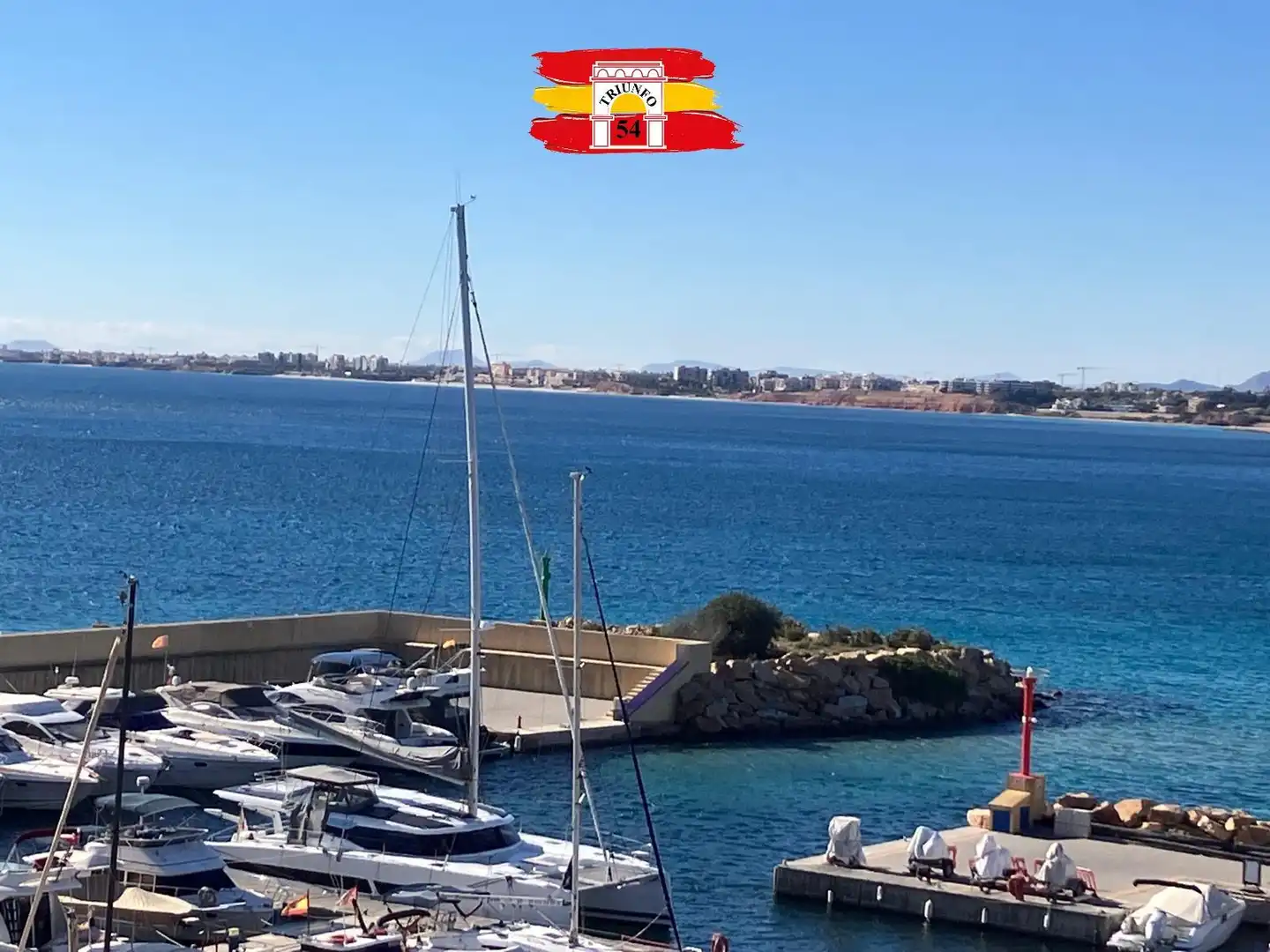 Casa o xalet en venda en Orihuela amb Aire condicionat, Calefacció i Jardí privat