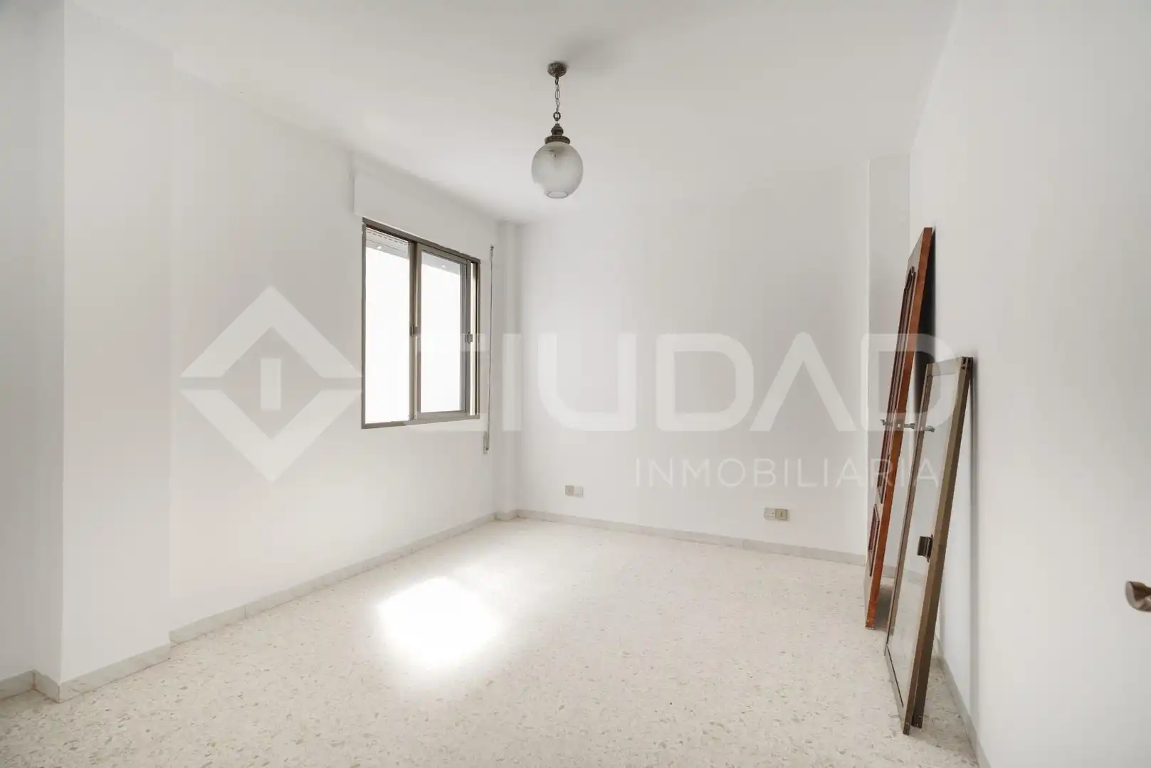 Habitación de Casa o chalet en venta en La Puebla del Río con Terraza