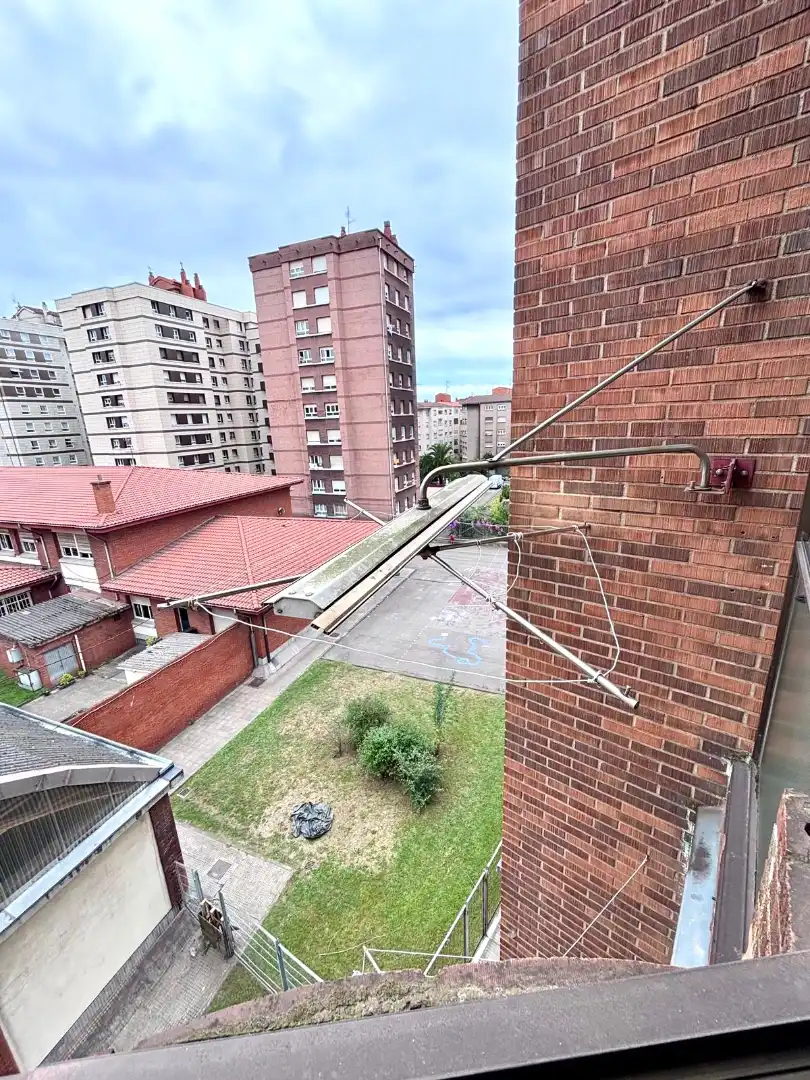 Vista exterior de Piso en venta en Gijón  con Calefacción, Terraza y Trastero
