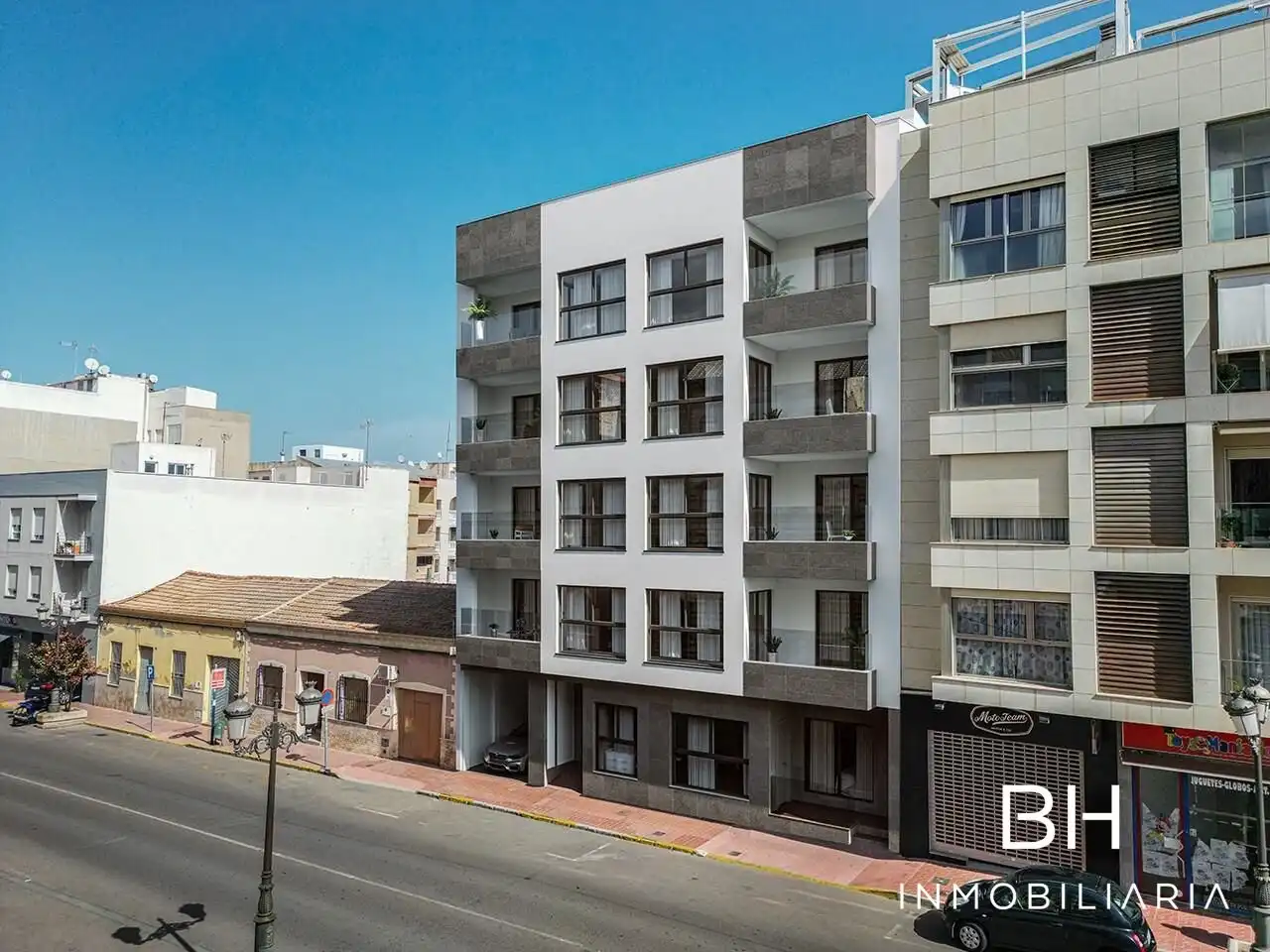Vista exterior de Piso en venta en Santomera con Aire acondicionado, Calefacción y Jardín privado