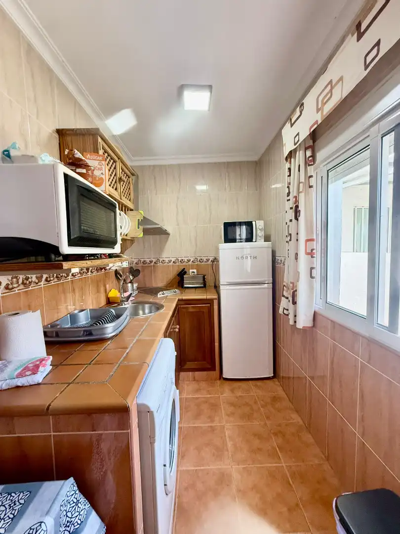 Cuina de Finca rústica en venda en Tarifa amb Aire condicionat, Jardí privat i Traster