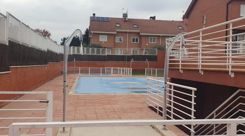 Foto 2 de Casa adosada en venda a  Camilo Jose Cela, Ensanche, Alcalá de Henares