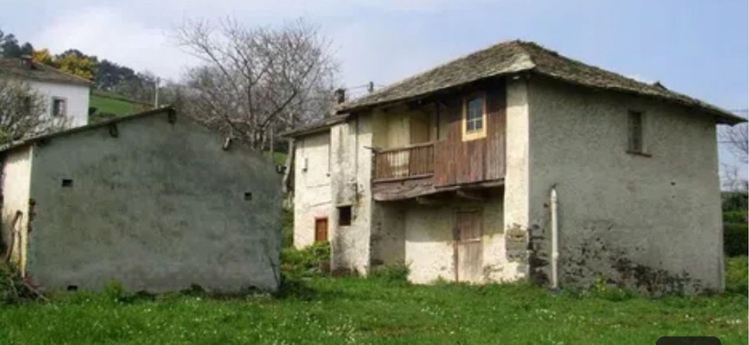Vista exterior de Casa o xalet en venda en Valdés - Luarca amb Piscina