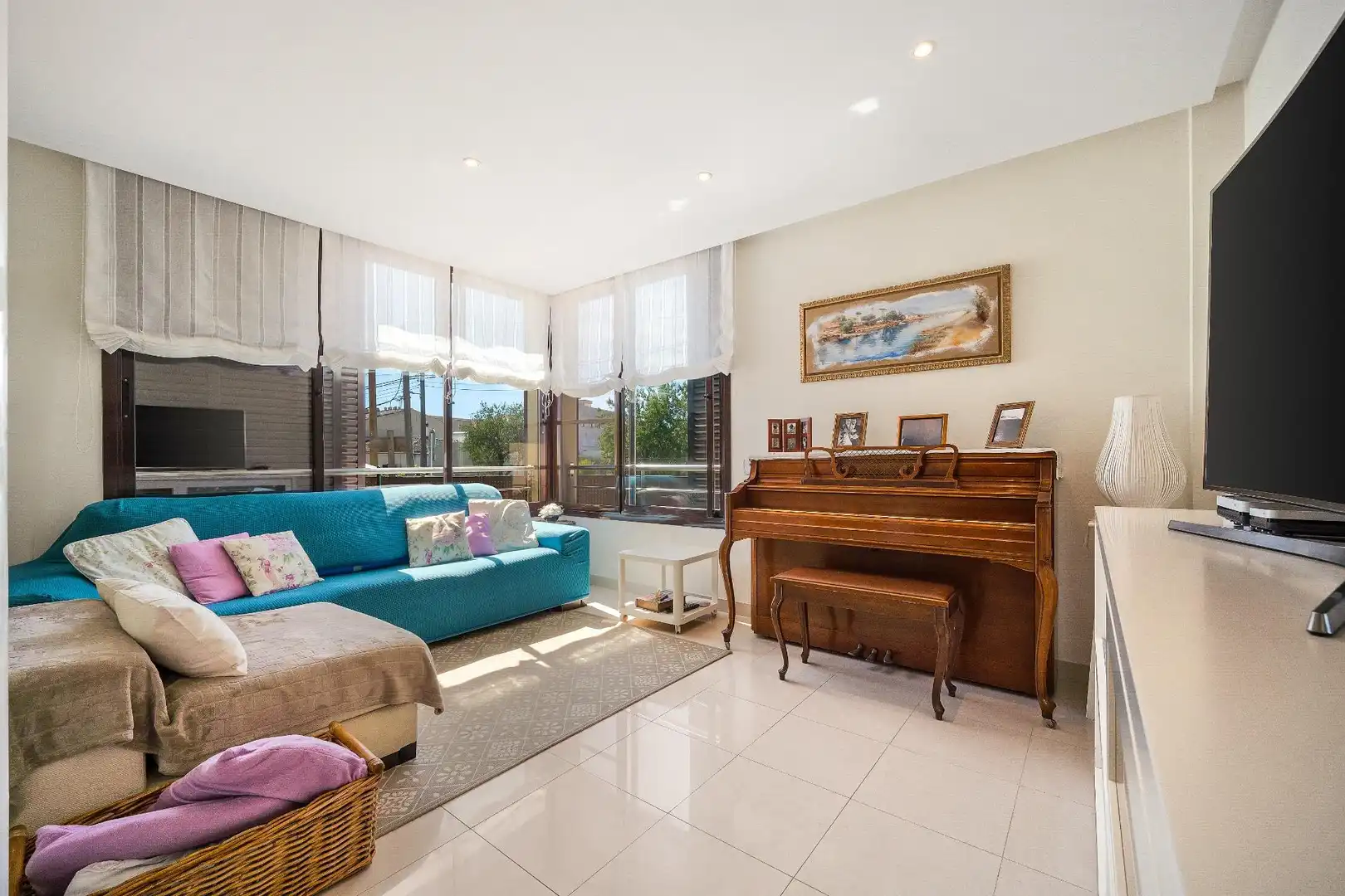 Sala d'estar de Casa o xalet en venda en  Palma de Mallorca amb Aire condicionat, Calefacció i Jardí privat
