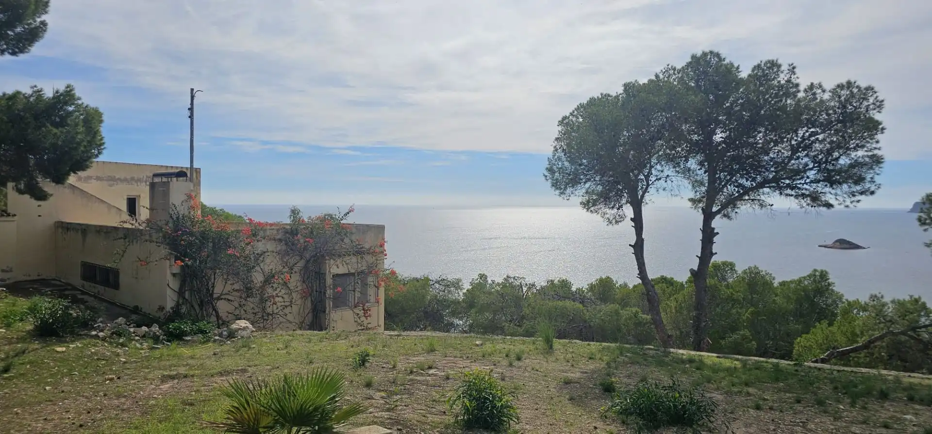Lands and plots for sale in Mascarat