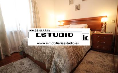 Bedroom of Flat for sale in Bilbao   with Balcony