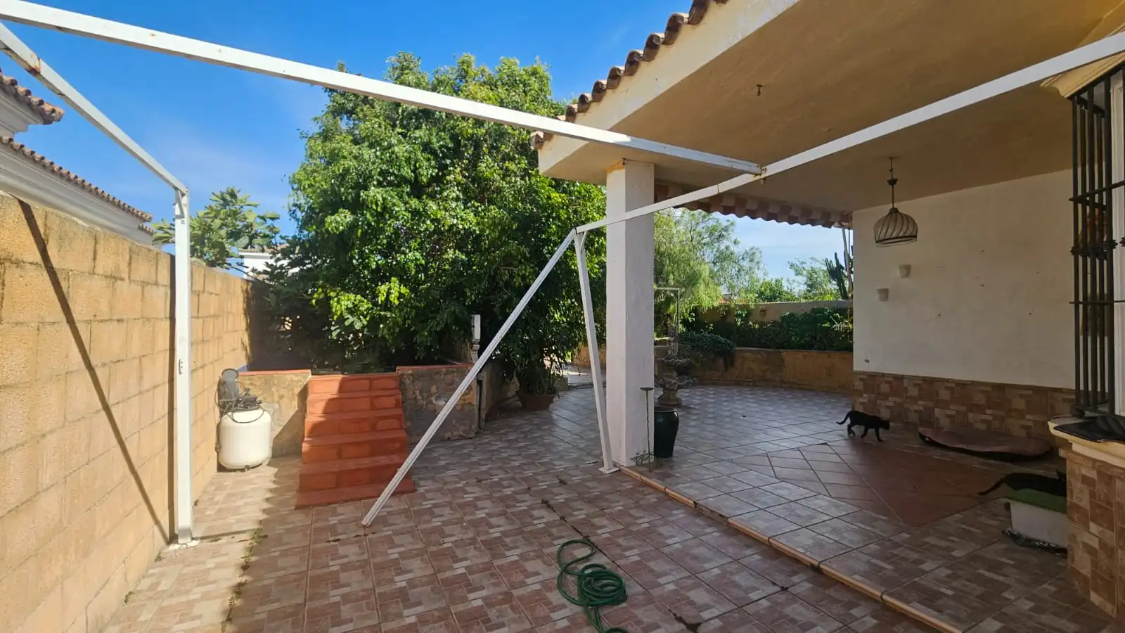Terrassa de Casa o xalet en venda en El Puerto de Santa María amb Jardí privat