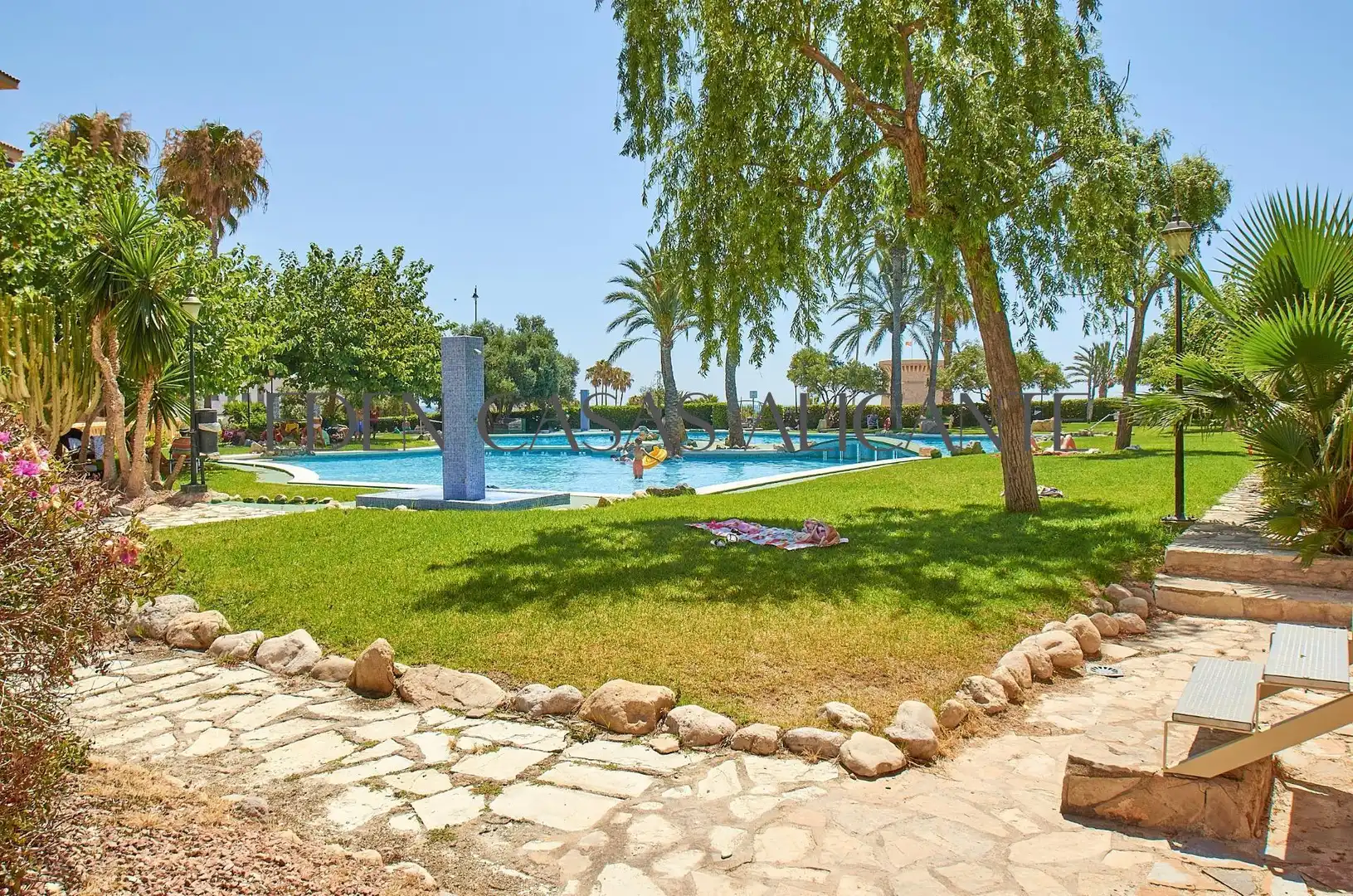 Swimming pool of Flat for sale in El Campello  with Air Conditioner, Heating and Private garden