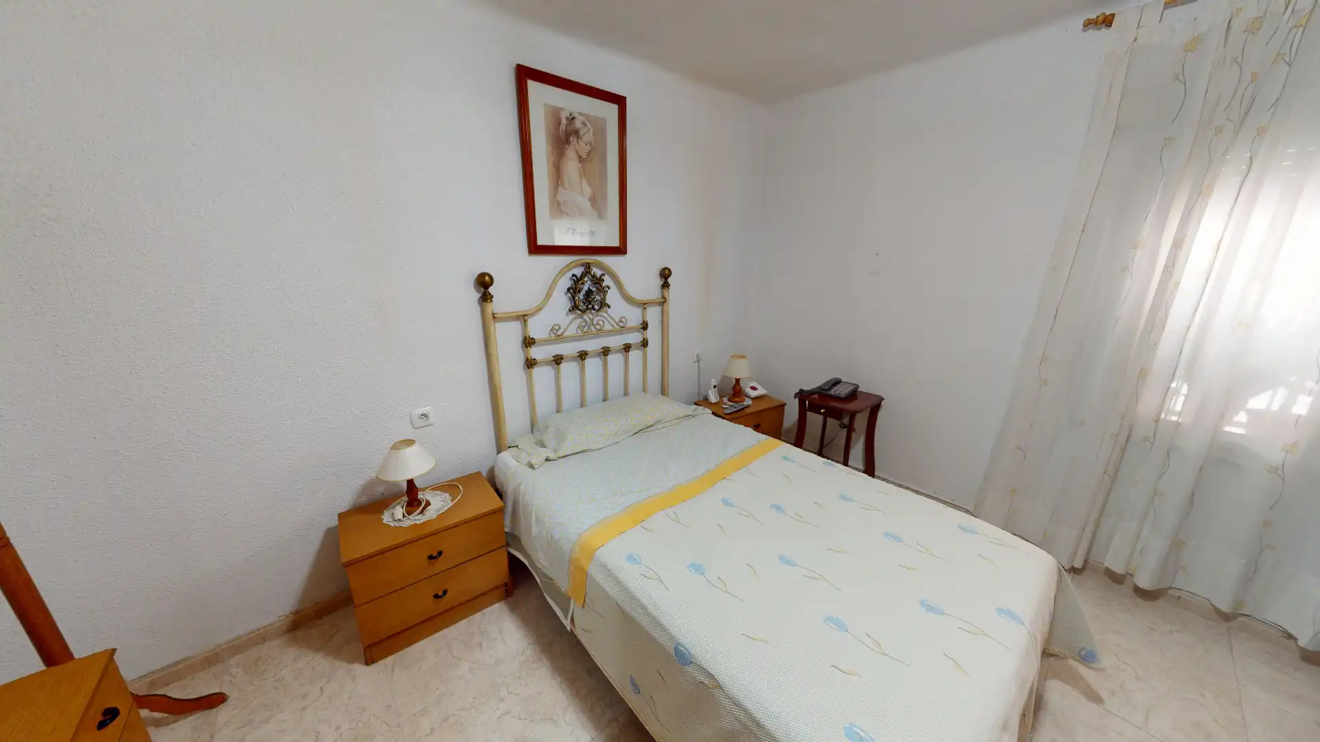Habitación de Piso en venta en Alicante / Alacant con Aire acondicionado y Amueblado