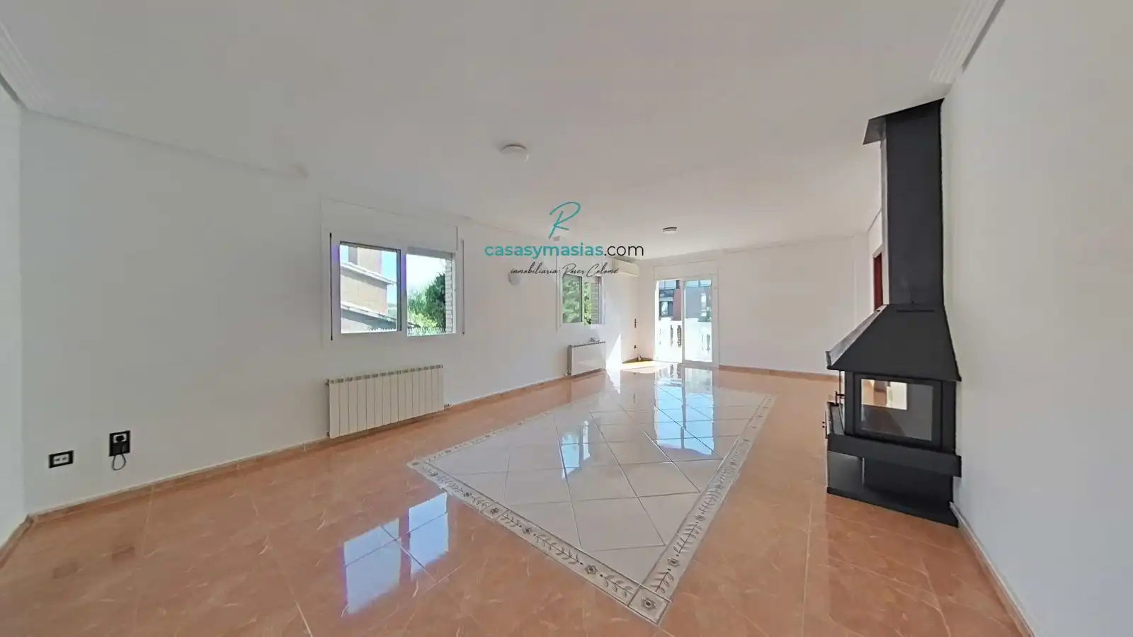 Sala de estar de Casa o chalet en venta en Sant Cugat Sesgarrigues con Aire acondicionado, Calefacción y Jardín privado