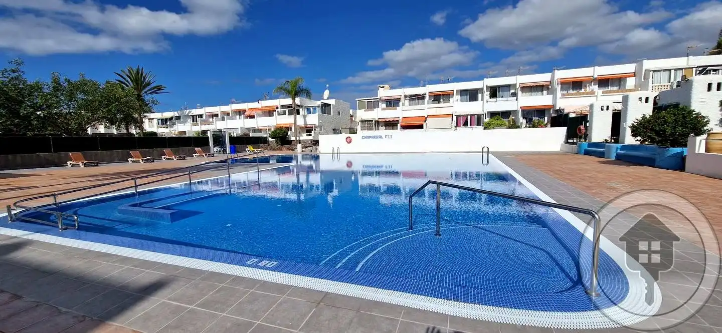 Piscina de Planta baixa en venda en Arona