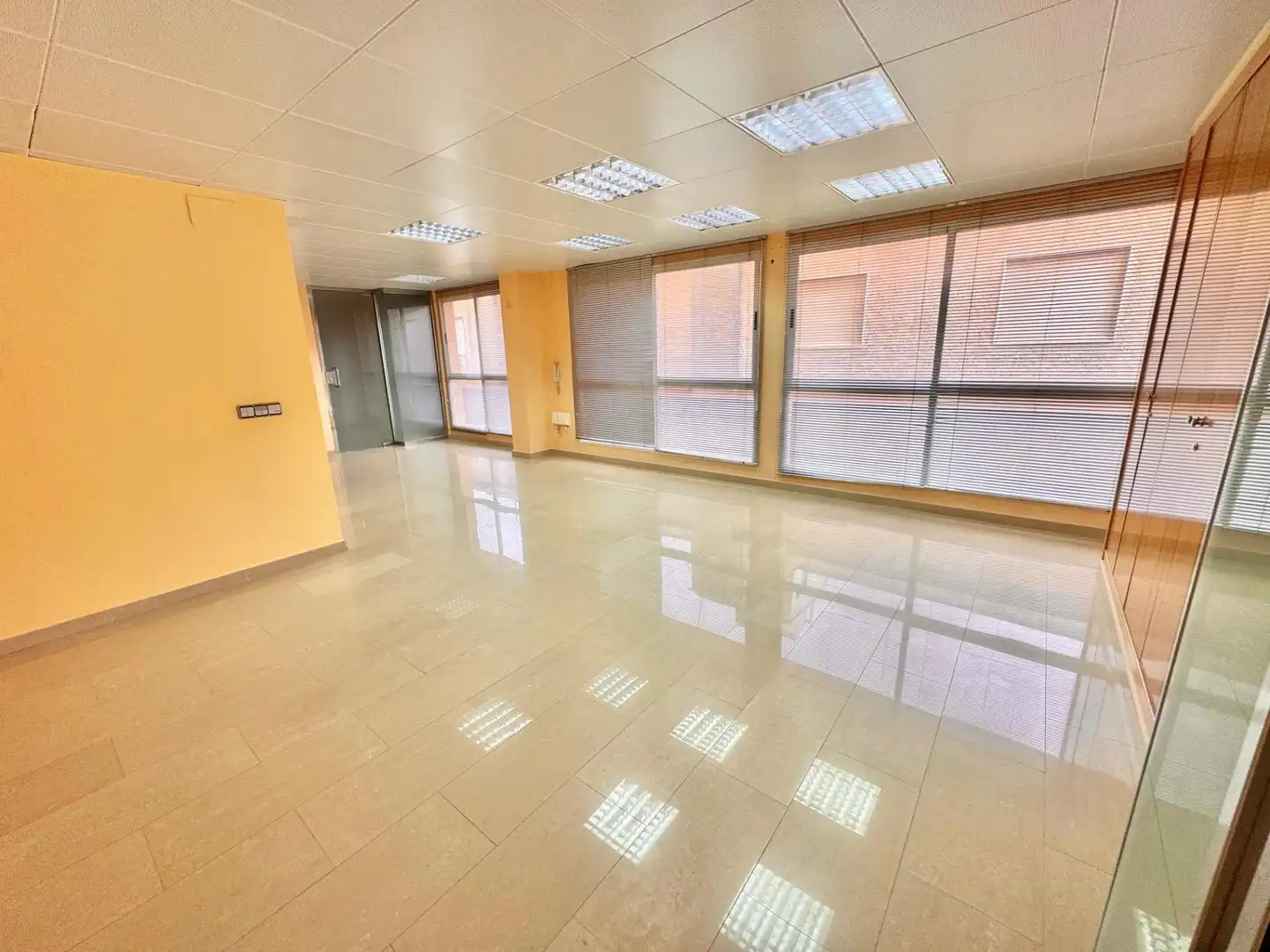 Büro zur Miete in Calle DR JOSE MARIA SARGET, imagen 2