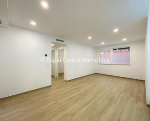 Planta baja for sale in Terrassa  with Air Conditioner