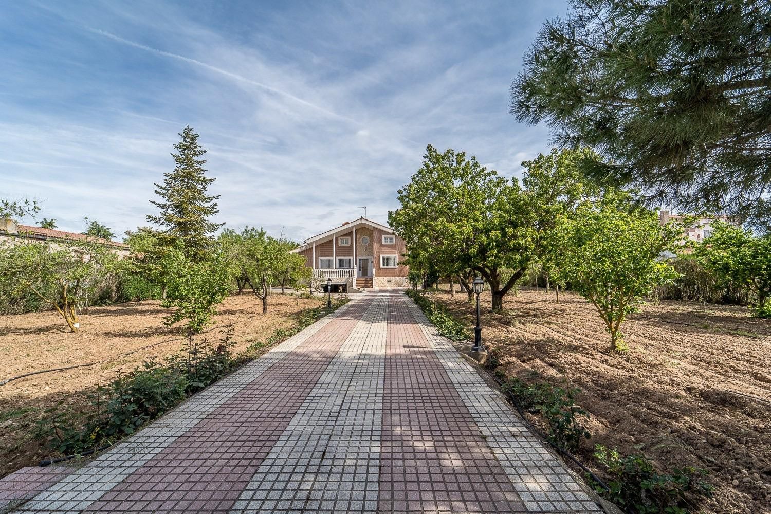 Garden of House or chalet for sale in Tudela de Duero  with Air Conditioner, Heating and Private garden