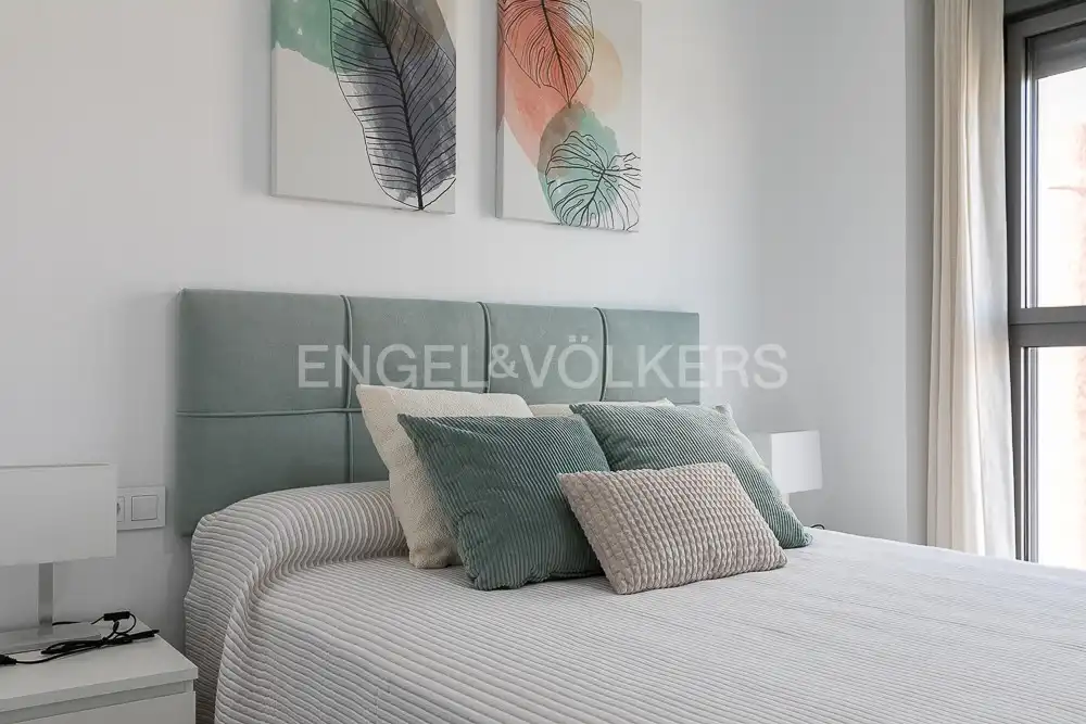 Bedroom of Flat for rent in Godella  with Air Conditioner, Heating and Swimming Pool